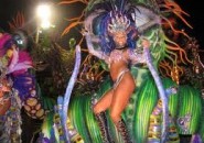 Rio de Janeiro celebra o samba de carnaval de uma forma muito especial