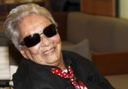 La cantante mexicana Chavela Vargas, de 93 años, está grave