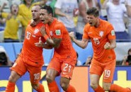 Holanda le gana a Costa Rica en penales 4-3
