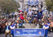 Peyton Manning visitó Disneylandia